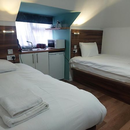 Heathrow-Windsor Guest House Slough Zewnętrze zdjęcie