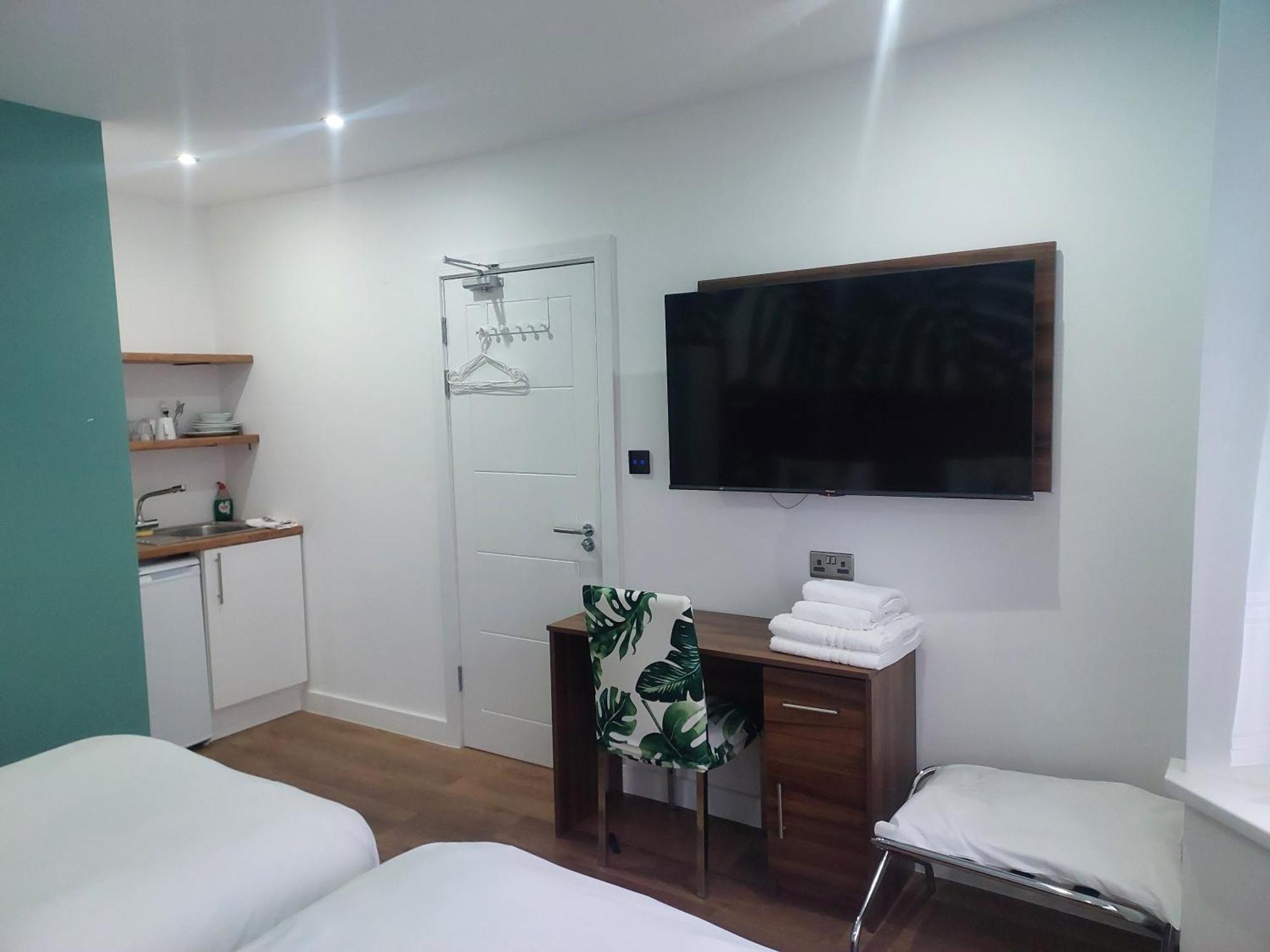 Heathrow-Windsor Guest House Slough Zewnętrze zdjęcie
