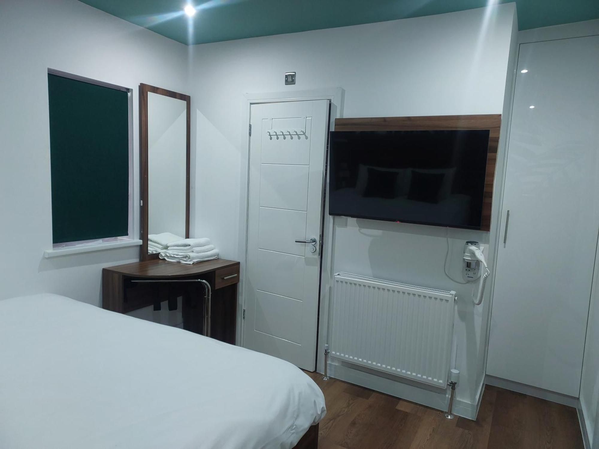 Heathrow-Windsor Guest House Slough Zewnętrze zdjęcie