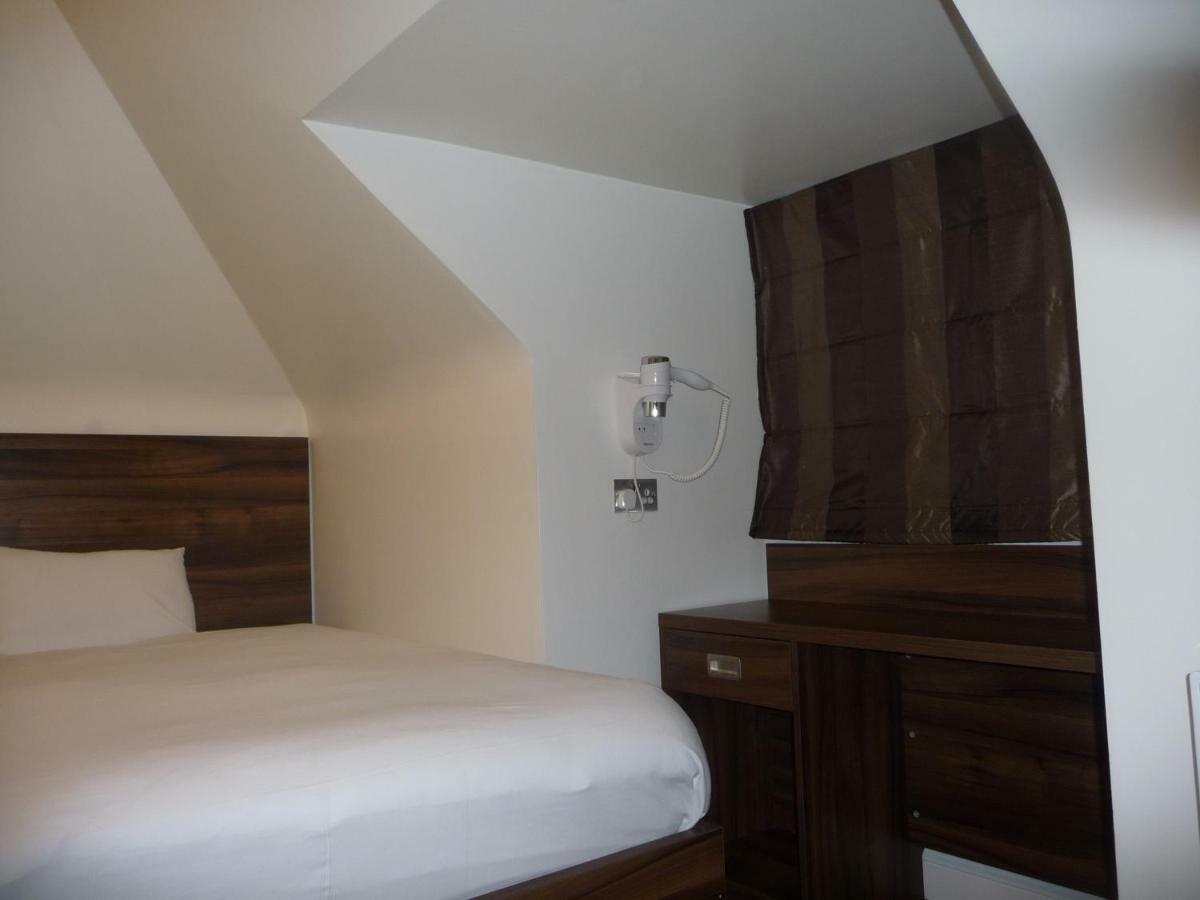 Heathrow-Windsor Guest House Slough Zewnętrze zdjęcie